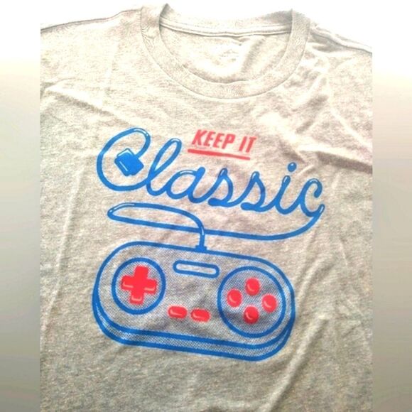 Keep it Classic T-shirt - Picture 3 of 8